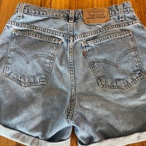 Vintage Levi Strauss Jean Shorts 951 Relaxed Fit size 10